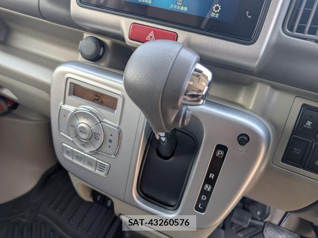 Suzuki EVERY WAGON 2025-08 6678321-6