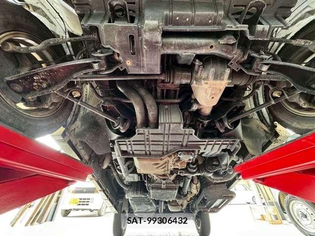 Suzuki EVERY WAGON 2004-10 6998572-11