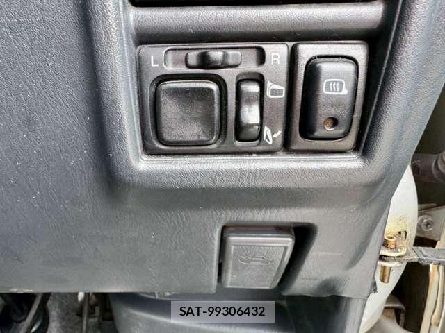 Suzuki EVERY WAGON 2004-10 6998572-24