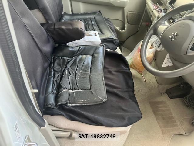 Suzuki EVERY WAGON 2015-11 7021701-11