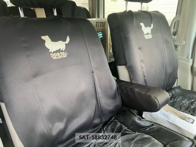 Suzuki EVERY WAGON 2015-11 7021701-12