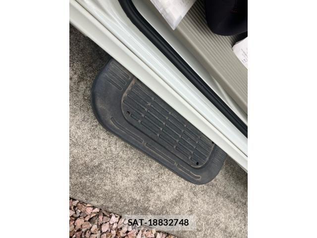 Suzuki EVERY WAGON 2015-11 7021701-25