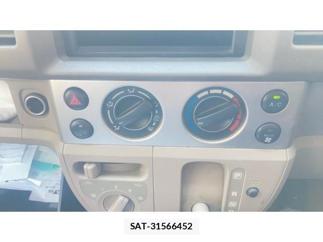 Suzuki EVERY WAGON 2012-01 7225703-16
