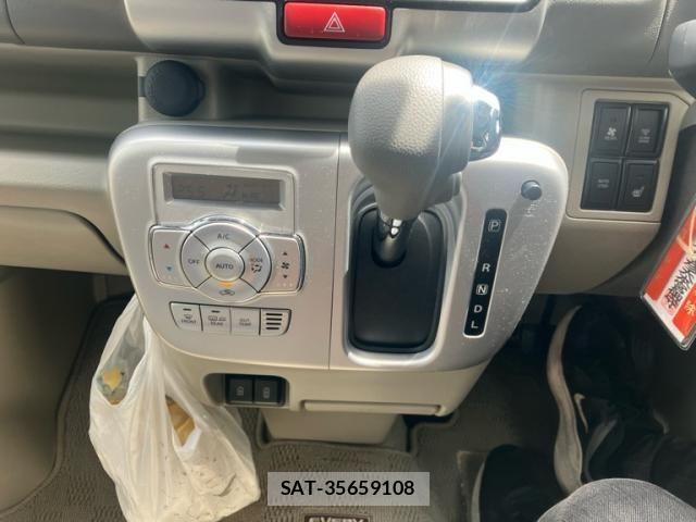 Suzuki EVERY WAGON 2025-10 7225712-13