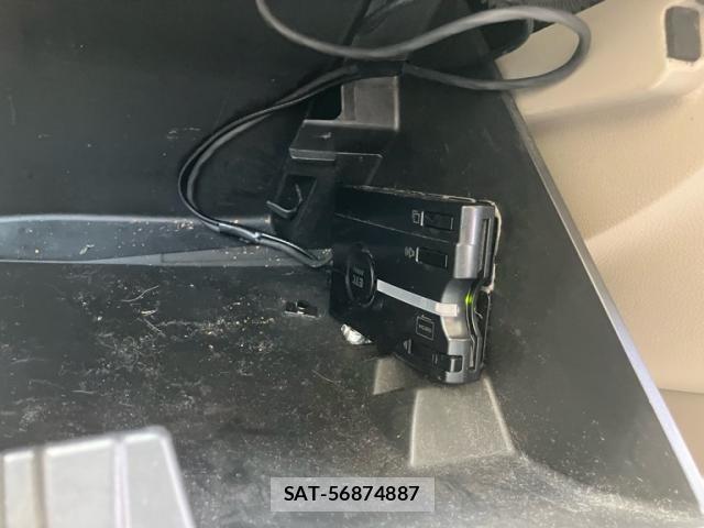 Suzuki EVERY WAGON 2013-09 7225708-14