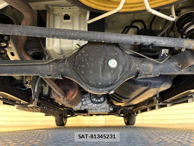 Suzuki EVERY WAGON 2021-08 7225710-18