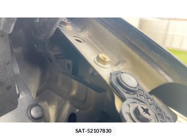 Suzuki EVERY WAGON 2019-02 7330424-26