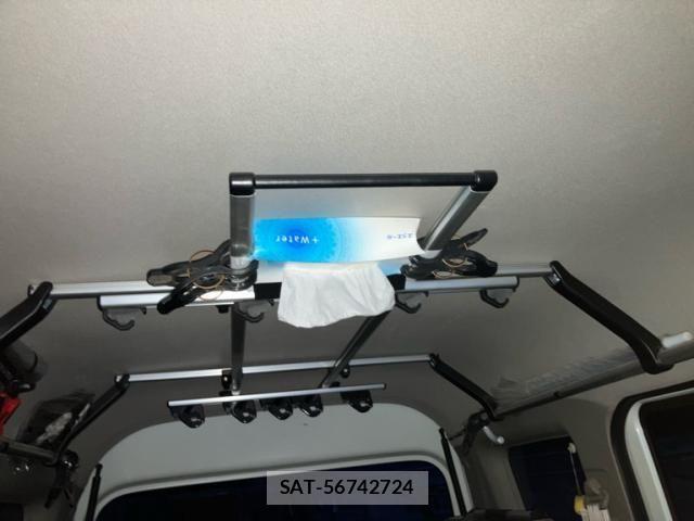 Suzuki EVERY WAGON 2020-04 7360043-16