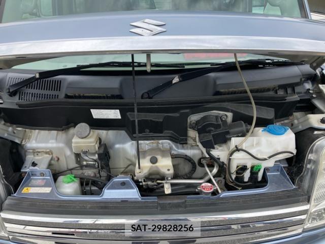 Suzuki EVERY WAGON 2010-07 7458200-13