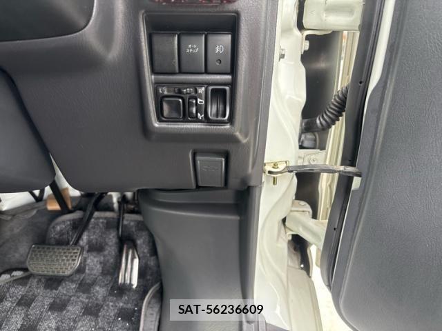 Suzuki EVERY WAGON 2002-01 7510181-13