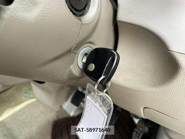 Suzuki EVERY WAGON 2006-03 7620523-4
