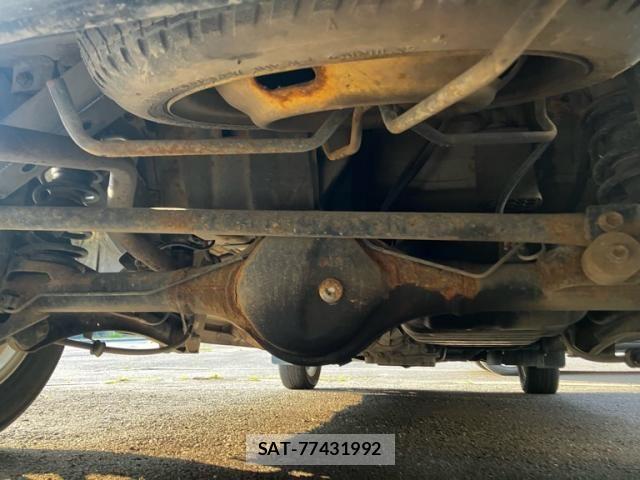 Suzuki EVERY WAGON 2011-11 7620524-12