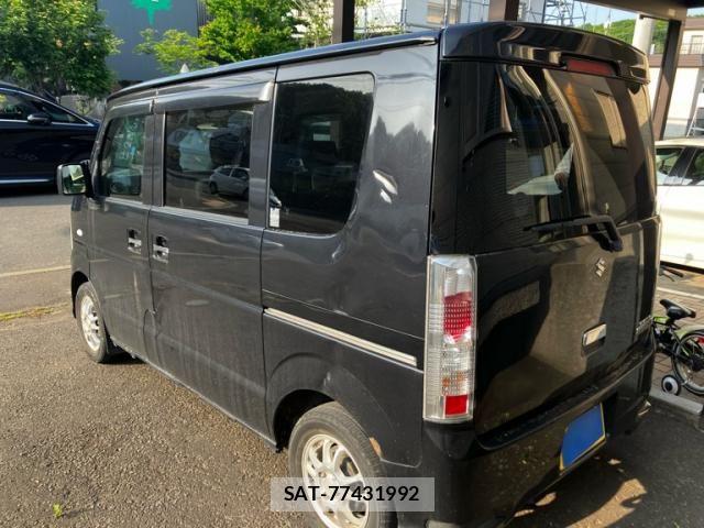 Suzuki EVERY WAGON 2011-11 7620524-2