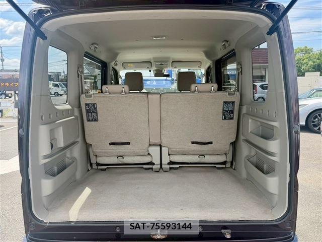 Suzuki EVERY WAGON 2016-08 7620521-23