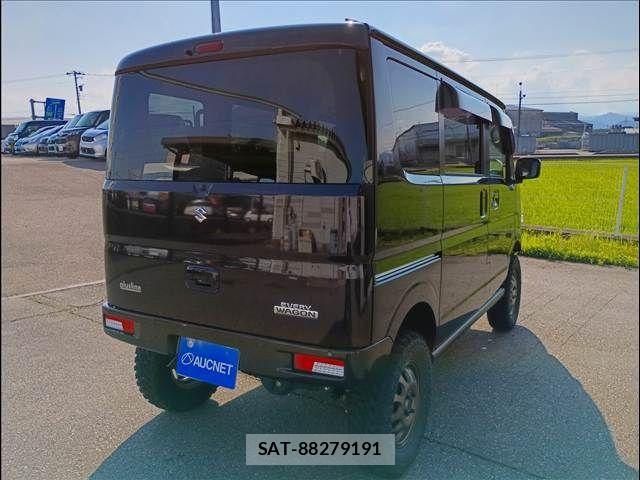 Suzuki EVERY WAGON 2021-07 7620520-2