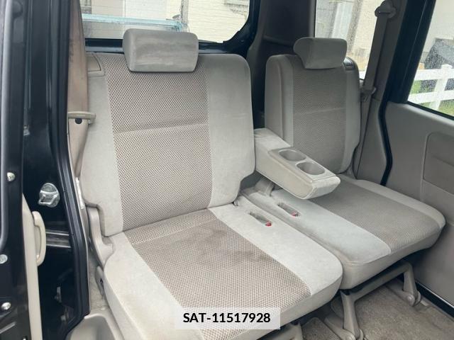 Suzuki EVERY WAGON 2008-11 7729431-11