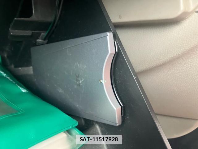Suzuki EVERY WAGON 2008-11 7729431-22