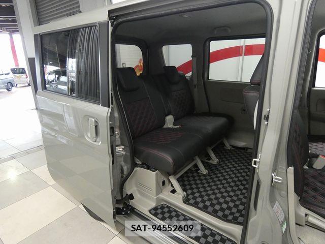 Suzuki EVERY WAGON 2025-11 7729424-10