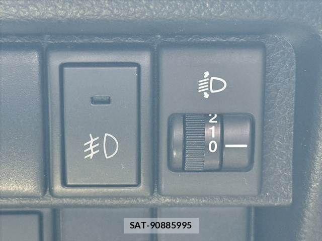 Suzuki EVERY WAGON 2016-10 7789597-28