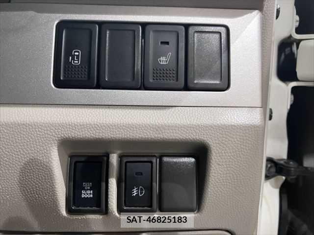 Suzuki EVERY WAGON 2013-09 7879784-5