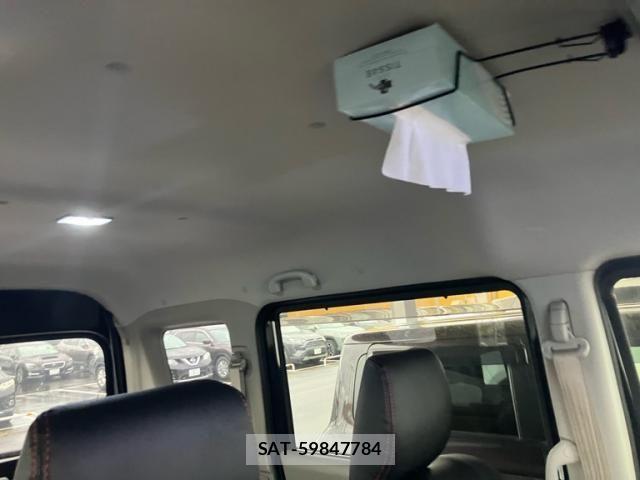 Suzuki EVERY WAGON 2015-04 8038581-14