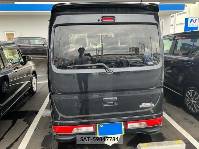Suzuki EVERY WAGON 2015-04 8038581-2