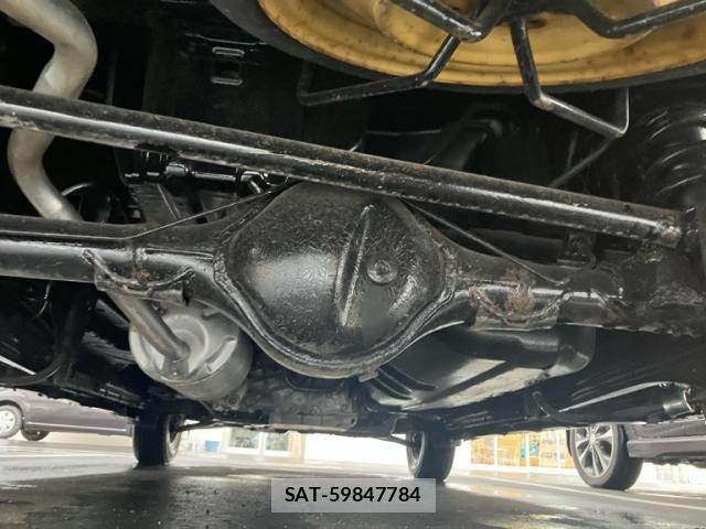 Suzuki EVERY WAGON 2015-04 8038581-5