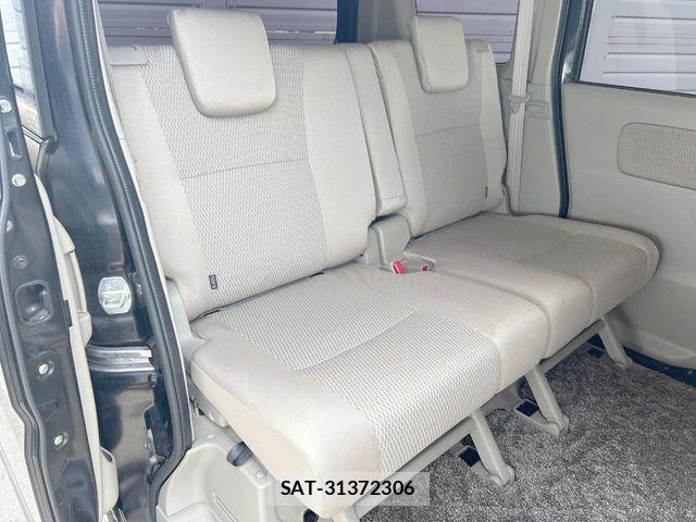 Suzuki EVERY WAGON 2016-11 8075793-12