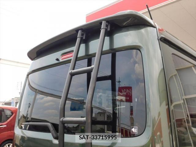 Suzuki EVERY WAGON 2020-11 8102143-18