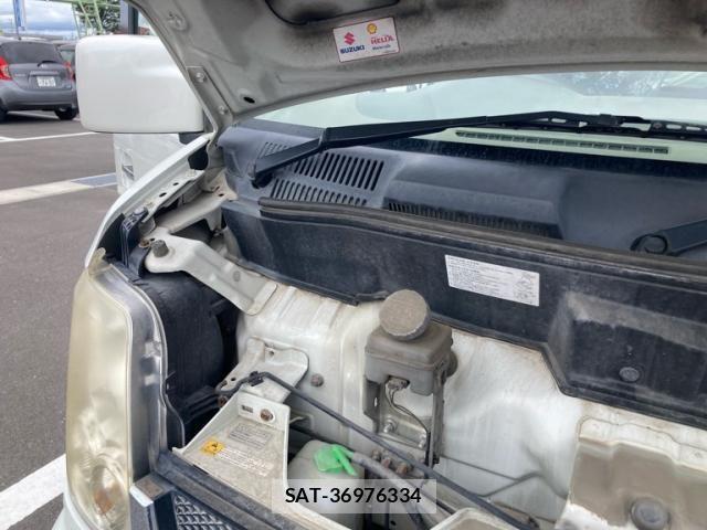 Suzuki EVERY WAGON 2007-09 8102147-28