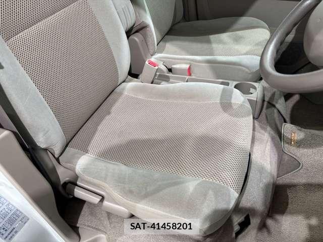 Suzuki EVERY WAGON 2009-06 8210493-11