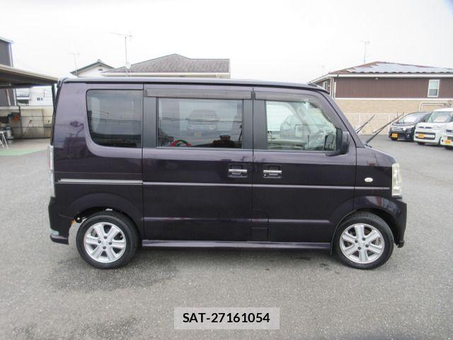 Suzuki EVERY WAGON 2011-06 8210492-17