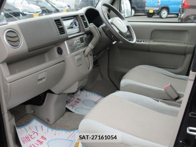 Suzuki EVERY WAGON 2011-06 8210492-3