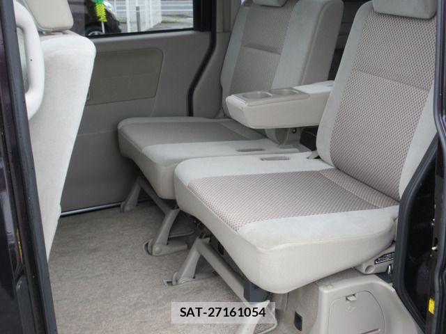 Suzuki EVERY WAGON 2011-06 8210492-4