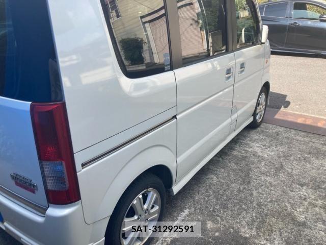 Suzuki EVERY WAGON 2009-07 8232015-2