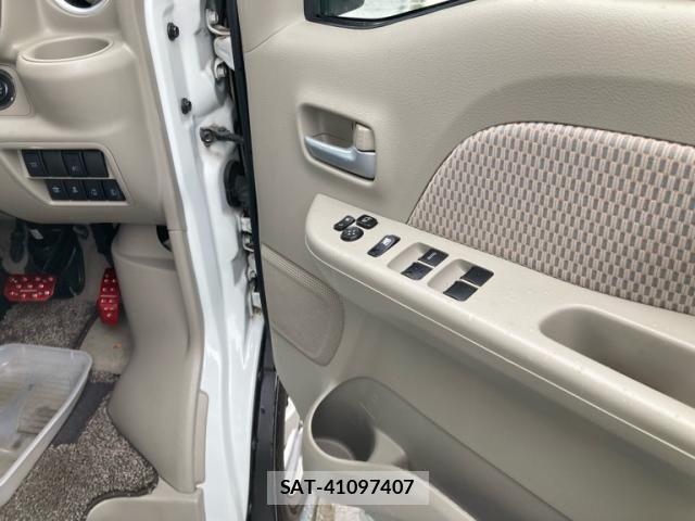 Suzuki EVERY WAGON 2018-06 8246865-17