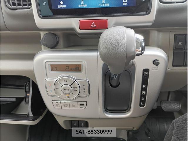 Suzuki EVERY WAGON 2025-10 8246862-13
