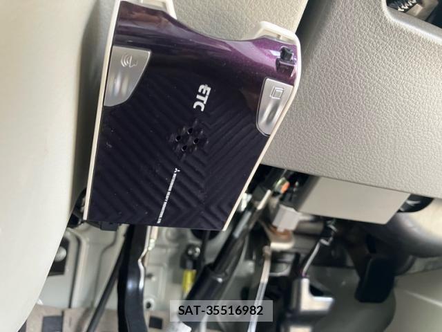Suzuki EVERY WAGON 2019-12 8246863-17