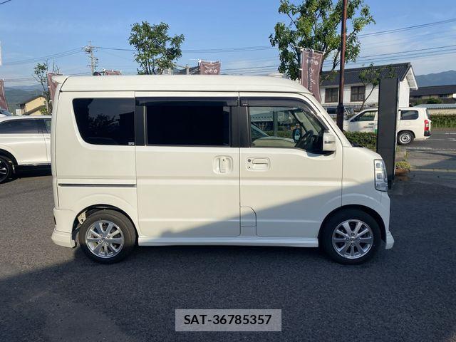 Suzuki EVERY WAGON 2020-01 8317445-2