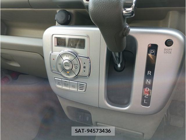 Suzuki EVERY WAGON 2023-12 8317448-13