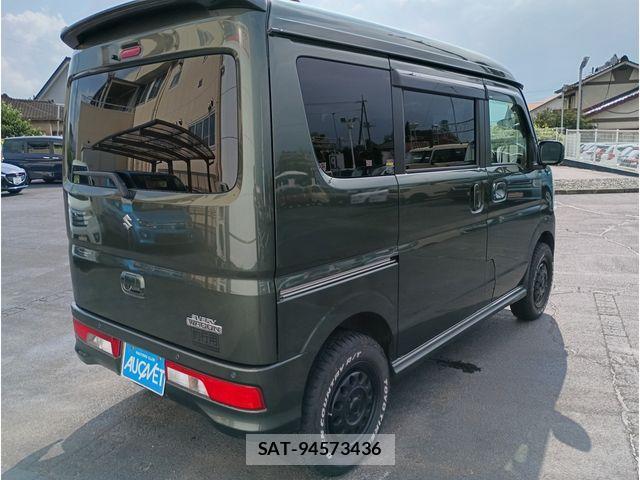 Suzuki EVERY WAGON 2023-12 8317448-3
