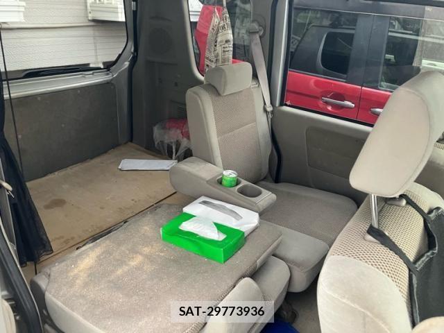 Suzuki EVERY WAGON 2007-10 8317447-14