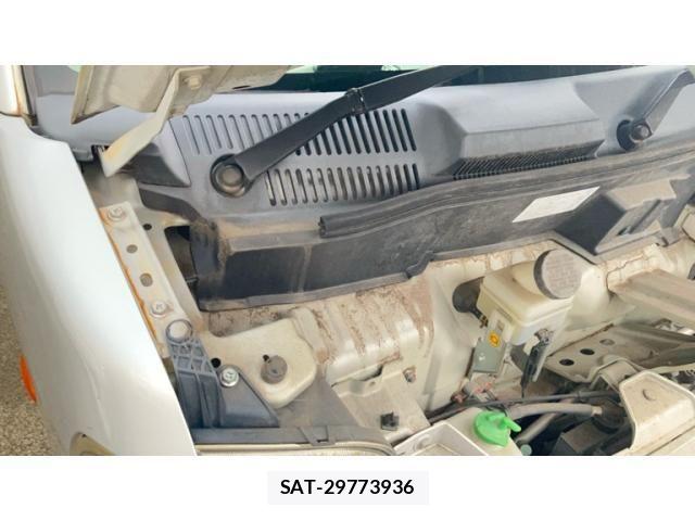 Suzuki EVERY WAGON 2007-10 8317447-24