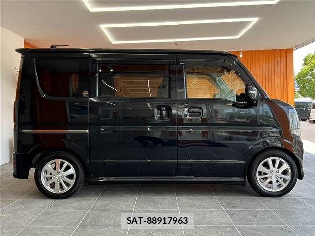 Suzuki EVERY WAGON 2025-03 8338076-11