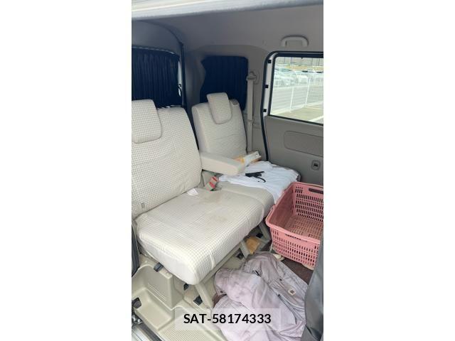 Suzuki EVERY WAGON 2017-03 8355698-6