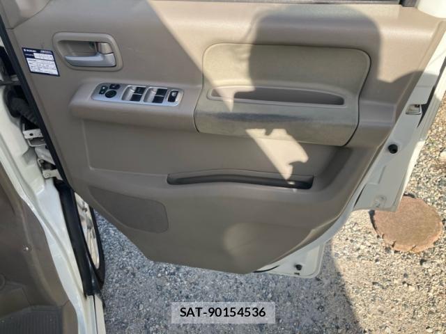 Suzuki EVERY WAGON 2011-12 8369099-13