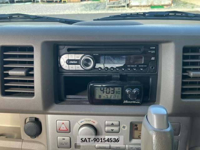 Suzuki EVERY WAGON 2011-12 8369099-20
