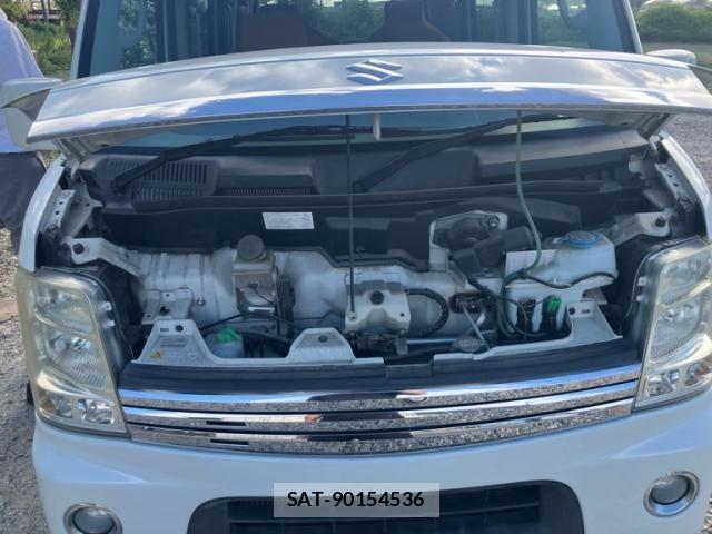 Suzuki EVERY WAGON 2011-12 8369099-21
