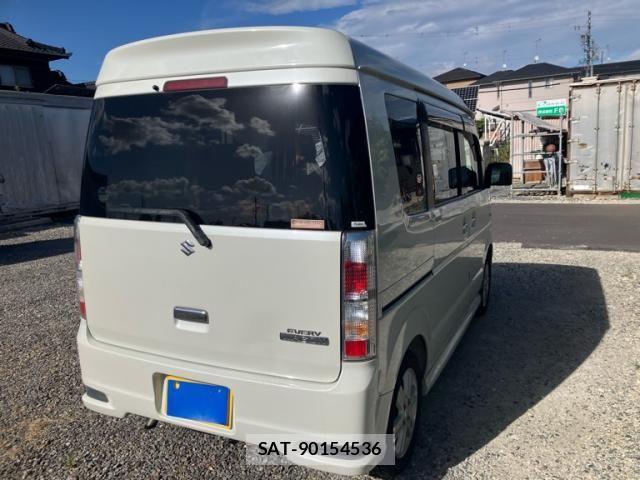 Suzuki EVERY WAGON 2011-12 8369099-2