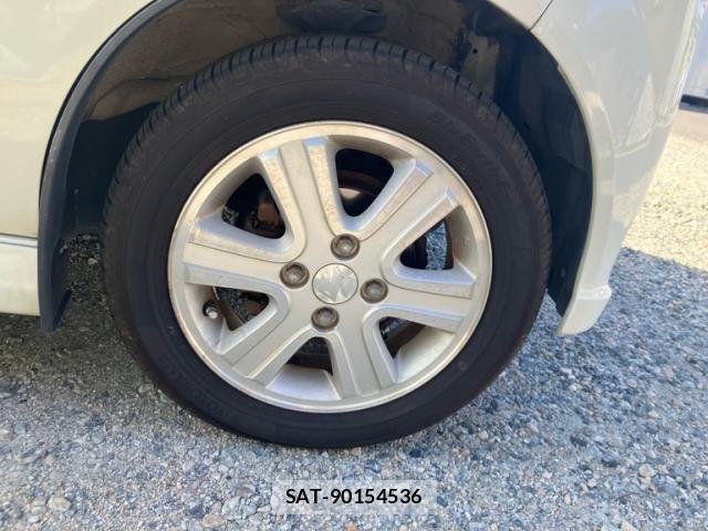 Suzuki EVERY WAGON 2011-12 8369099-6